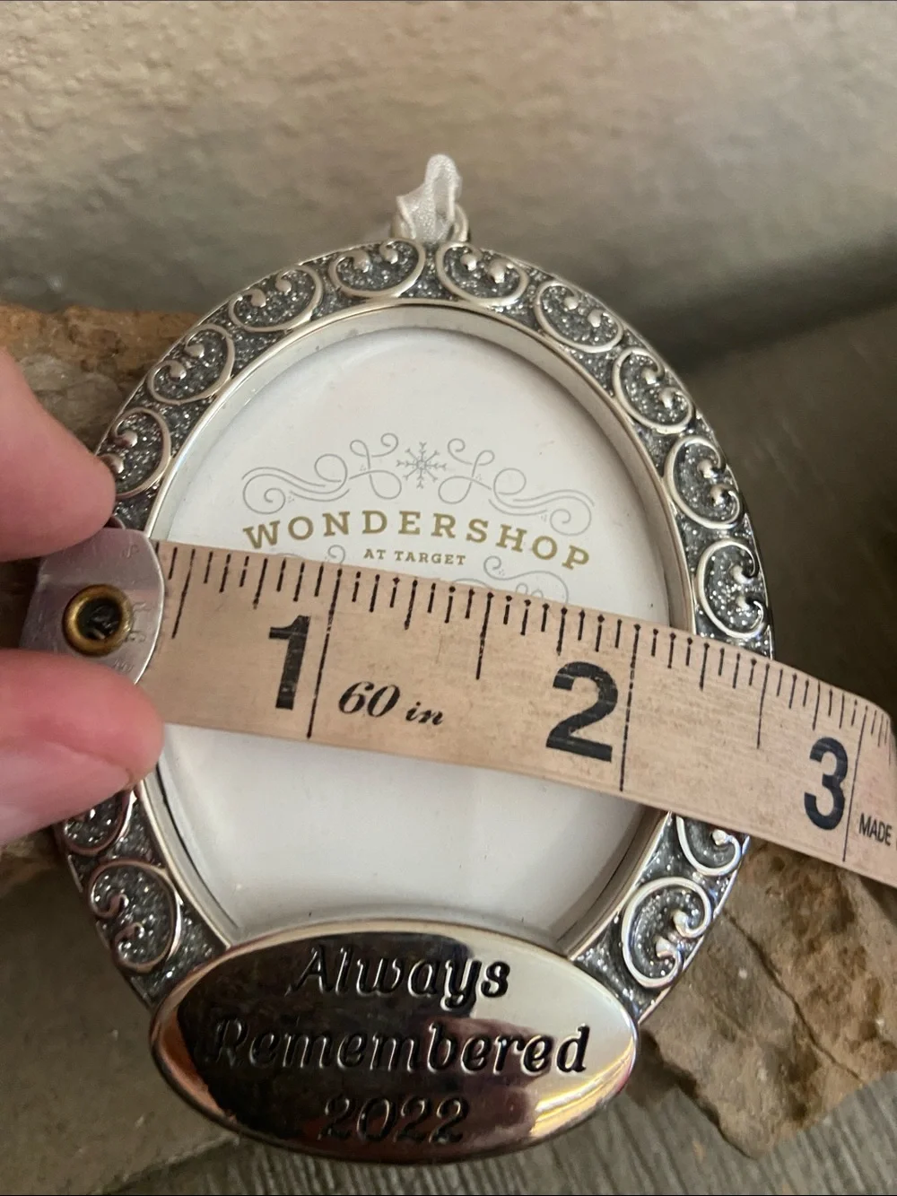 5/$10❤️❤️❤️NWOts Wondershop Silver Tone Oval Ornament Frame